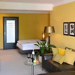 Rosendomizil Hotel Malchow (Mecklenburg-Vorpommern)