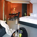 Rosendomizil 2*
