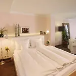 Hotel Rosendomizil 2*