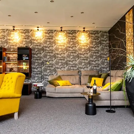 Hotel Rosendomizil 2*