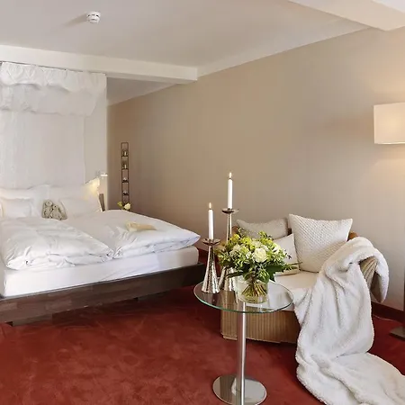Rosendomizil Hotel 2*